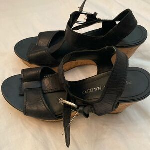 Black buckle cork wedges